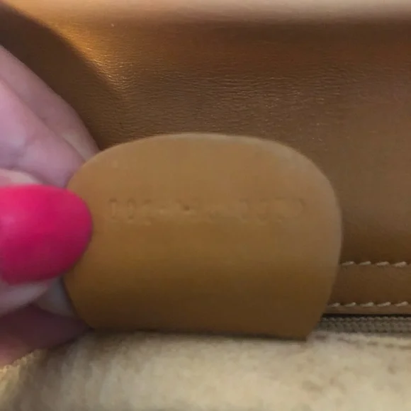 Gucci Crossbody - Picture 6 of 9